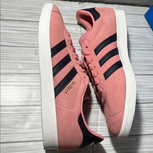 Adidas Gazelle 3 stripe Sneakers shoes pink black lace up men’s size 10.5 JH5388 - Picture 10 of 12
